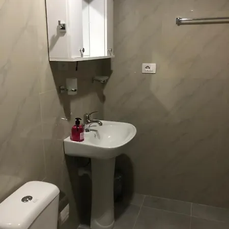 Miziri Guest House * Gjirokastër