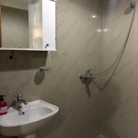 Miziri Guest House Penzion *
